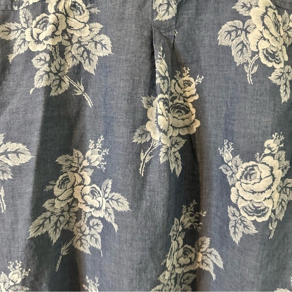 GAP Blue and White Casual Button Down Shirt Floral Design Sz XL Tall Coastal - Picture 7 of 9
